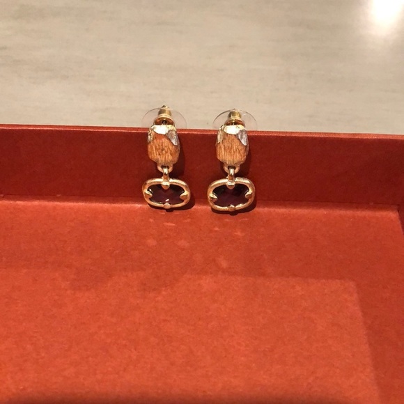 Earrings Gold with purple stone drop pendant earrings - Picture 2 of 7